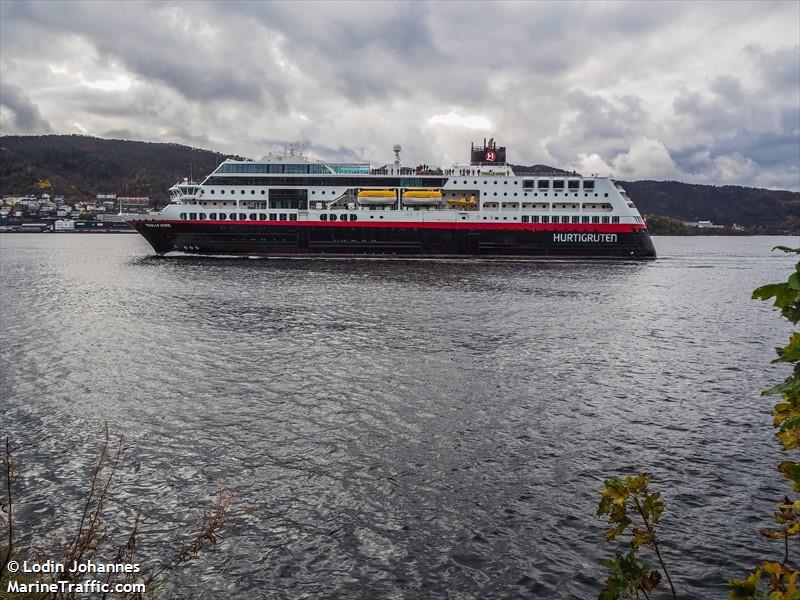 trollfjord (Passenger/Ro-Ro Cargo Ship) - IMO 9233258, MMSI 258465000, Call Sign LLVT under the flag of Norway