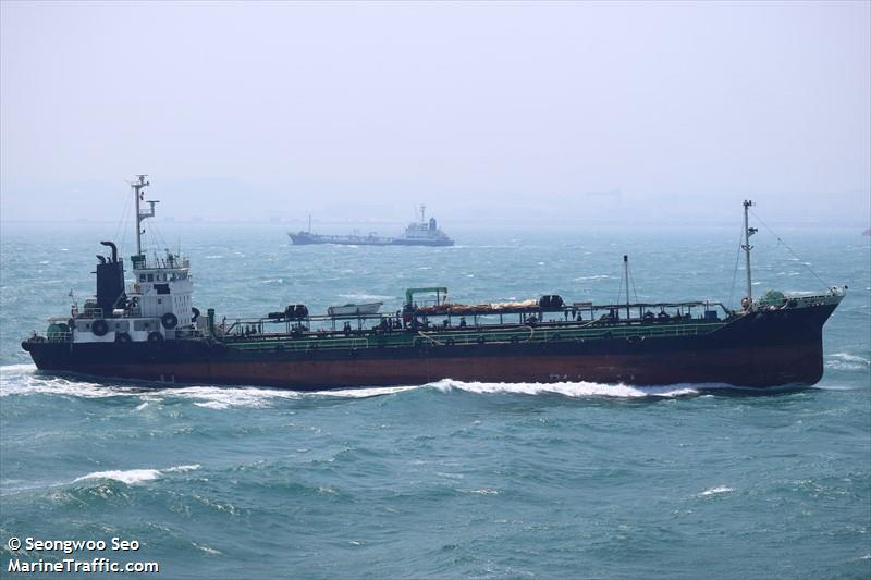 jin sung (Tanker) - IMO , MMSI 440124560, Call Sign 080568 under the flag of Korea