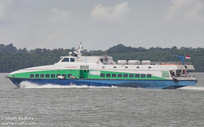 dumai express ii (Passenger Ship) - IMO 8670277, MMSI 525018223, Call Sign YB.3191 under the flag of Indonesia