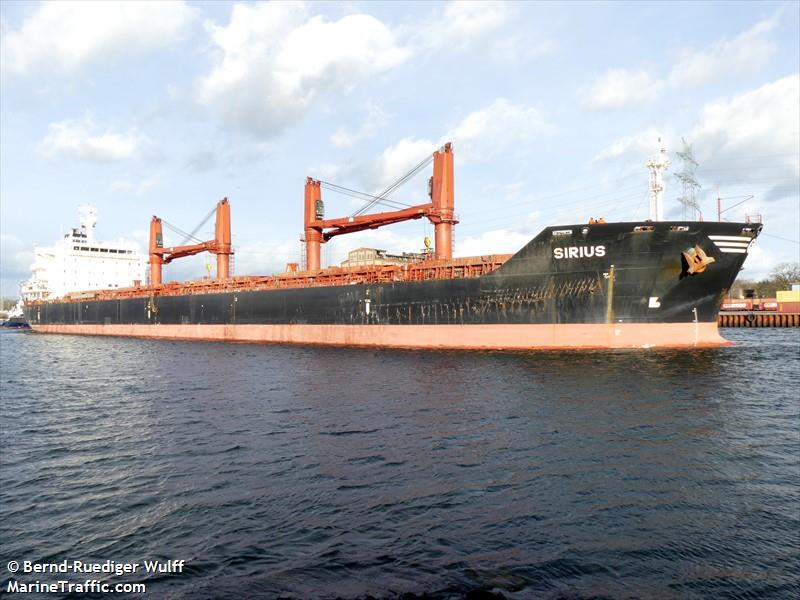 sirius (Bulk Carrier) - IMO 9541887, MMSI 538008996, Call Sign V7A4175 under the flag of Marshall Islands