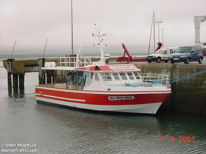 le grand morne (Fishing vessel) - IMO , MMSI 660000300, Call Sign FOKZ under the flag of Reunion