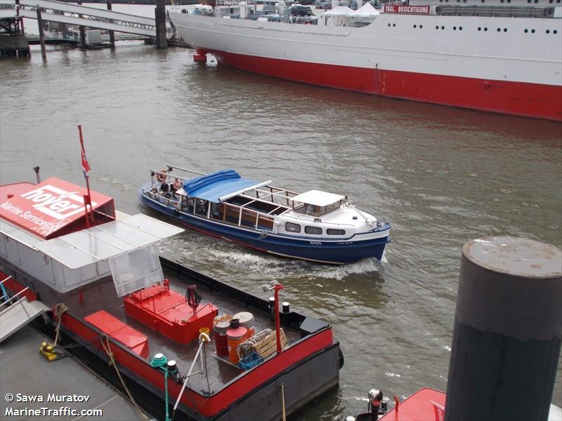 nina (Passenger ship) - IMO , MMSI 211283750, Call Sign DF8548 under the flag of Germany