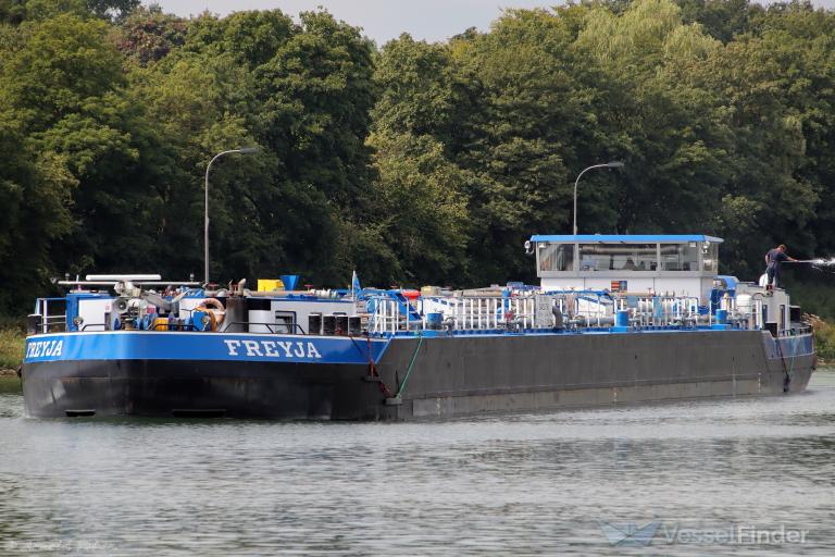 freyja (Tanker) - IMO , MMSI 211594440, Call Sign DH7660 under the flag of Germany