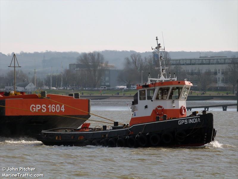 gps india (Tug) - IMO , MMSI 235098066, Call Sign 2GKA2 under the flag of United Kingdom (UK)