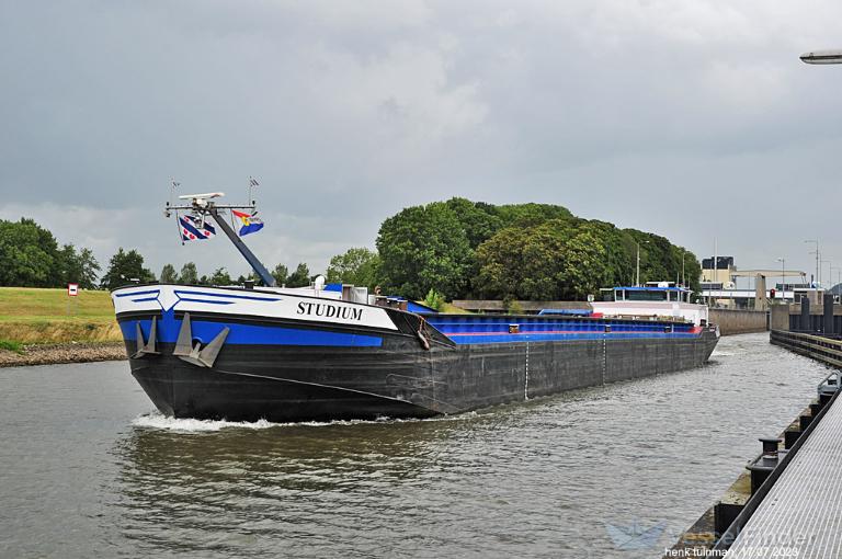 studium (Cargo ship) - IMO , MMSI 244650868, Call Sign PE3558 under the flag of Netherlands