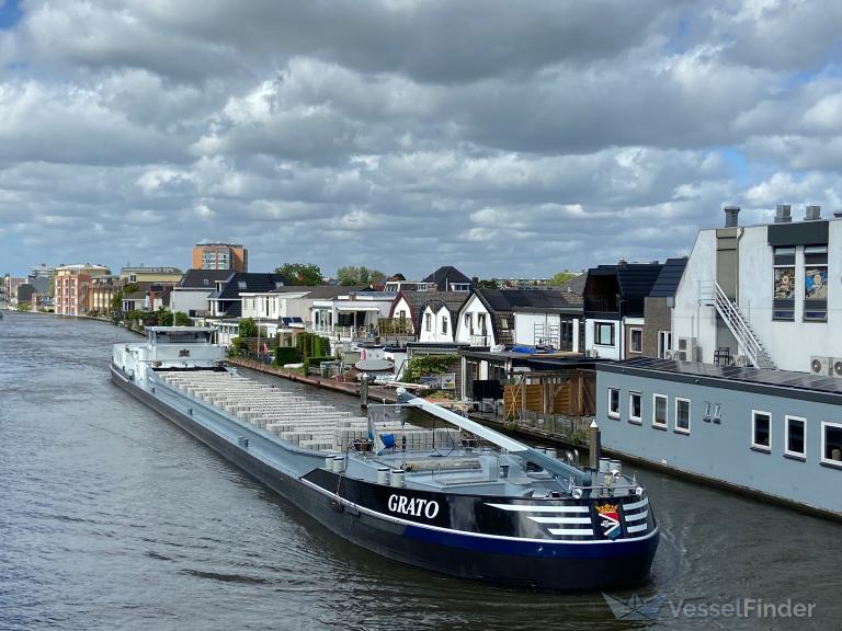grato (Cargo ship) - IMO , MMSI 244740742, Call Sign PE2276 under the flag of Netherlands