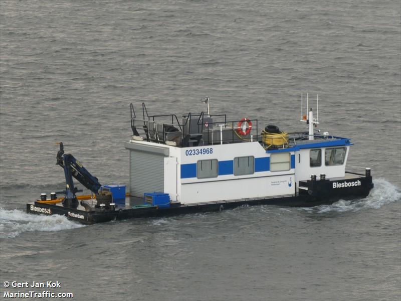 biesbosch (Dredging or UW ops) - IMO , MMSI 244770726, Call Sign PA2099 under the flag of Netherlands