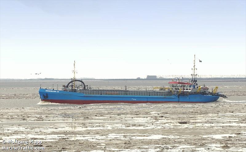 hegemann 3 (Hopper Dredger) - IMO 7739662, MMSI 244979000, Call Sign PDAQ under the flag of Netherlands