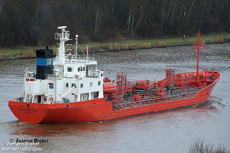 old wine (Chemical Tanker) - IMO 8300951, MMSI 247293100, Call Sign ICOM under the flag of Italy