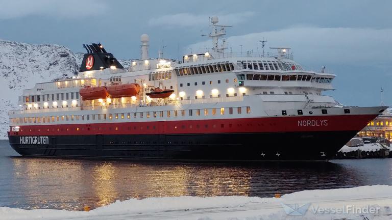 nordlys (Passenger/Ro-Ro Cargo Ship) - IMO 9048914, MMSI 259139000, Call Sign LHCW under the flag of Norway