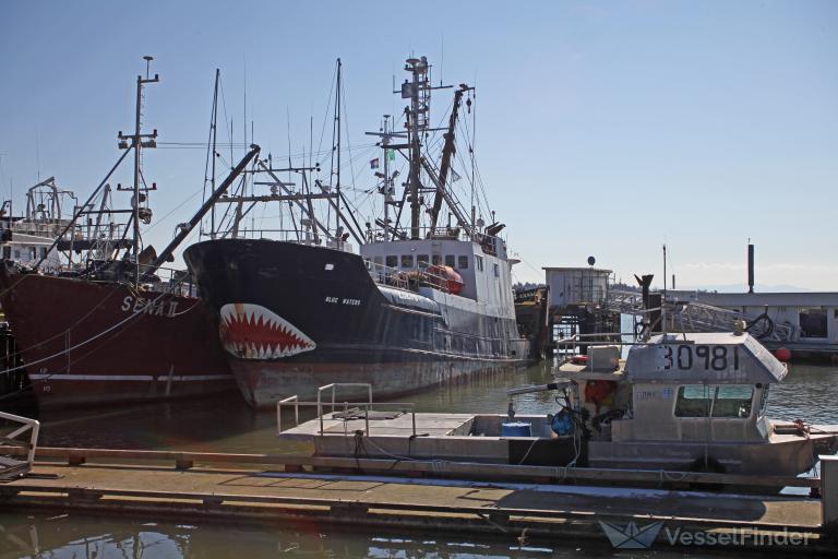 blue waters (Fishing vessel) - IMO , MMSI 316003703, Call Sign CZ4012 under the flag of Canada