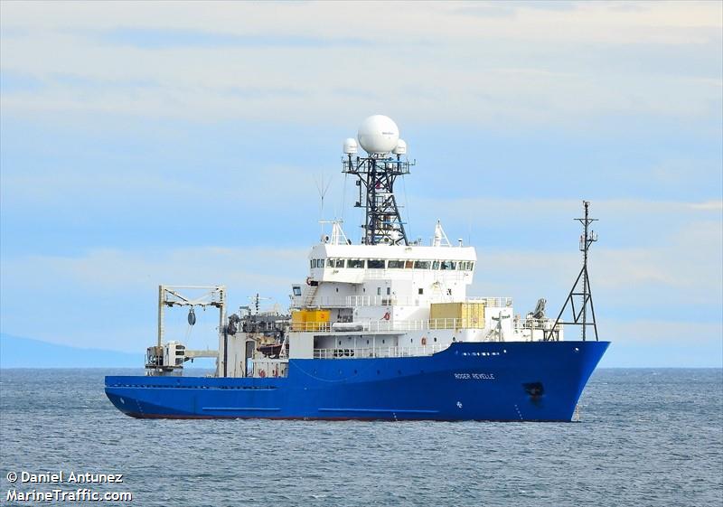 roger revelle (Research Vessel) - IMO 9075228, MMSI 367800100, Call Sign KAOU under the flag of United States (USA)