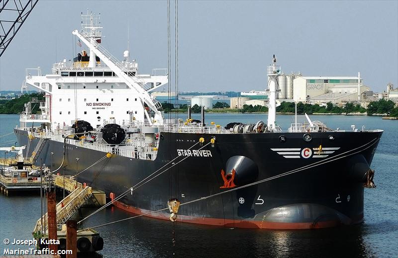 star river (Bitumen Tanker) - IMO 9815458, MMSI 538007747, Call Sign V7DR6 under the flag of Marshall Islands