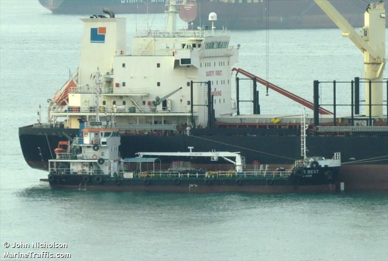 ever best (Bunkering Tanker) - IMO 9704893, MMSI 564526000, Call Sign 9V2302 under the flag of Singapore
