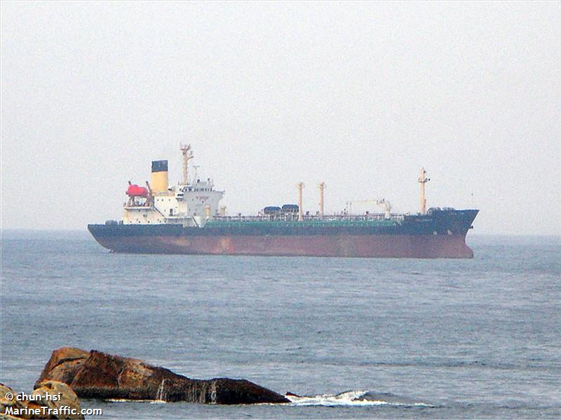 sea dragon (Coal/Oil Mixture Tanker) - IMO 8319330, MMSI 667001924, Call Sign 9LU2727 under the flag of Sierra Leone