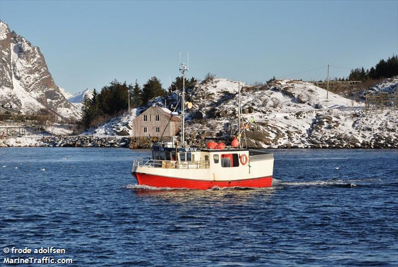 tin (Fishing vessel) - IMO , MMSI 257161620, Call Sign LK 4119 under the flag of Norway