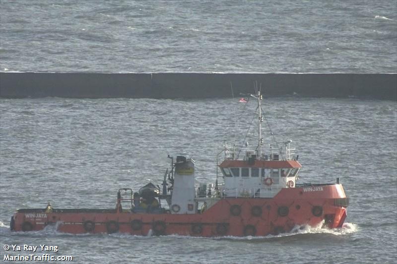 nur barakah (Tug) - IMO 9650523, MMSI 533170006, Call Sign 9WOJ3 under the flag of Malaysia