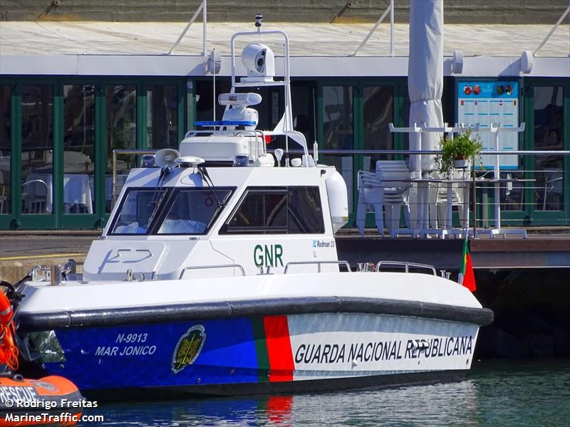 mar jonico (Law enforcment) - IMO , MMSI 263675003 under the flag of Portugal