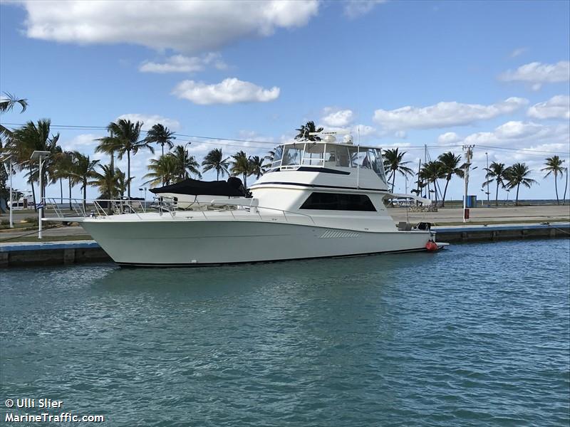 indulgence iii (Pleasure craft) - IMO , MMSI 316010052 under the flag of Canada