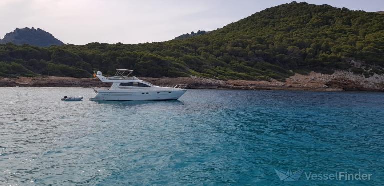 mina (Pleasure craft) - IMO , MMSI 227944340, Call Sign FAG4874 under the flag of France