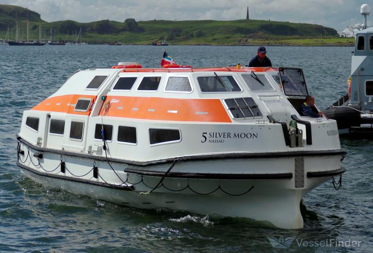 silver moon (Pleasure craft) - IMO , MMSI 232030738, Call Sign ZQHX7 under the flag of United Kingdom (UK)