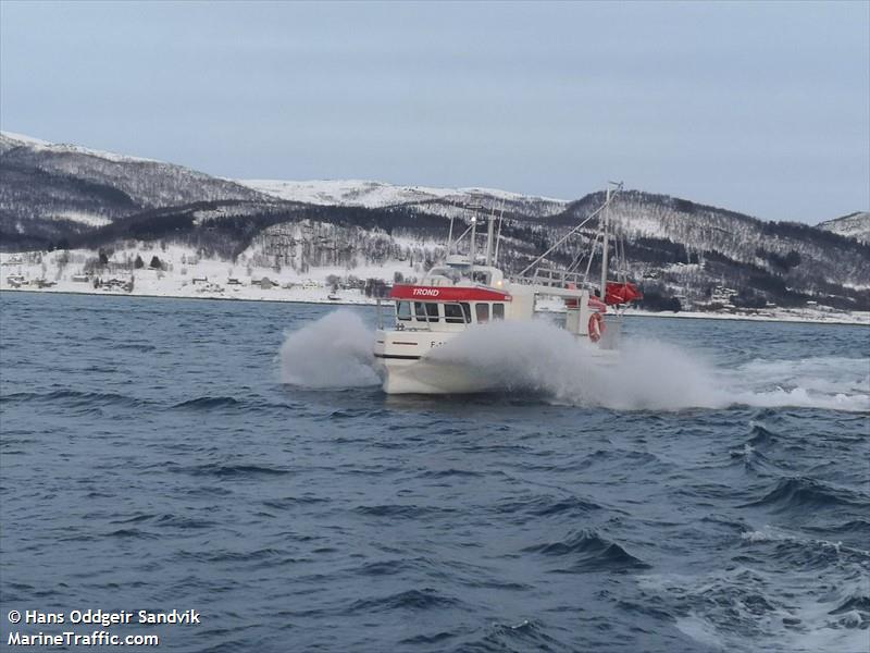 smaabakken (Fishing vessel) - IMO , MMSI 257028630, Call Sign LH2138 under the flag of Norway