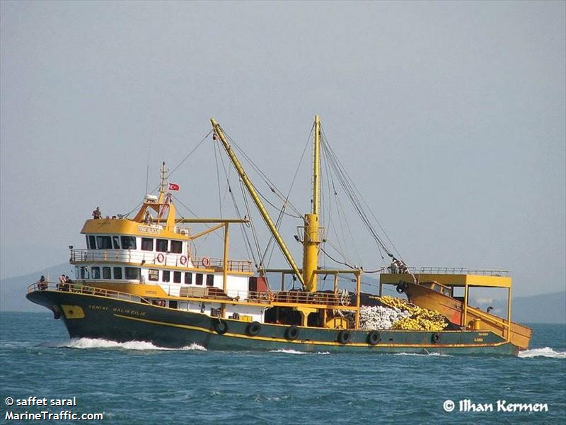 yeniay balikcilik (Fishing vessel) - IMO , MMSI 271069042, Call Sign TCB2030 under the flag of Turkey