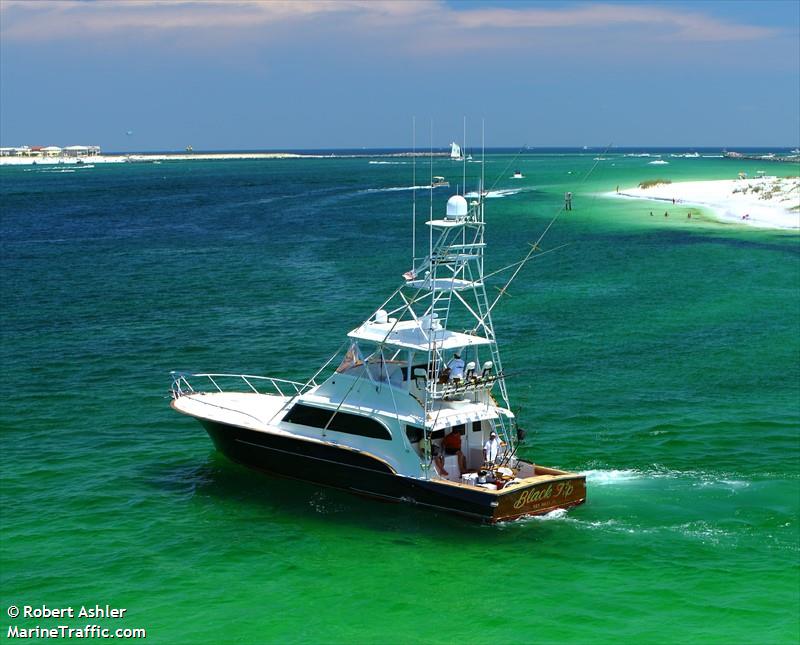 black tip (Pleasure craft) - IMO , MMSI 367597760, Call Sign WDH2453 under the flag of United States (USA)