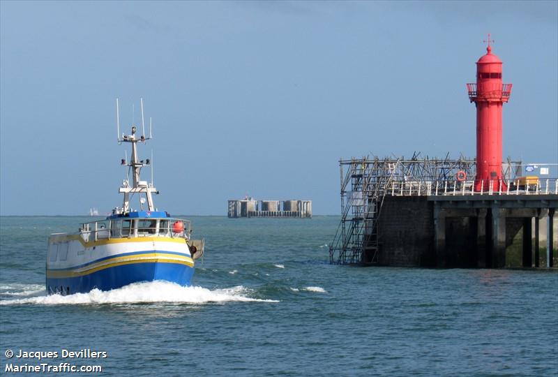 fv carlsen ii (Fishing vessel) - IMO , MMSI 227320080, Call Sign FW9431 under the flag of France