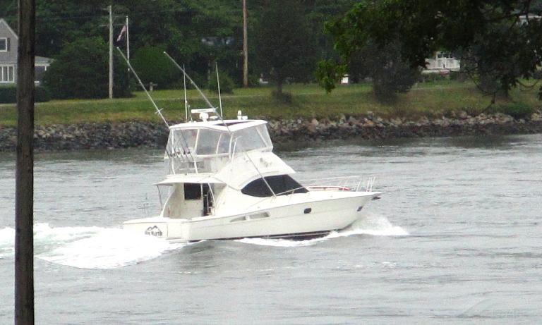 up north (Pleasure craft) - IMO , MMSI 338343396 under the flag of USA