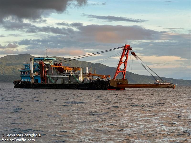 mv regent 109 (Dredging or UW ops) - IMO , MMSI 548725500, Call Sign DUH5398 under the flag of Philippines