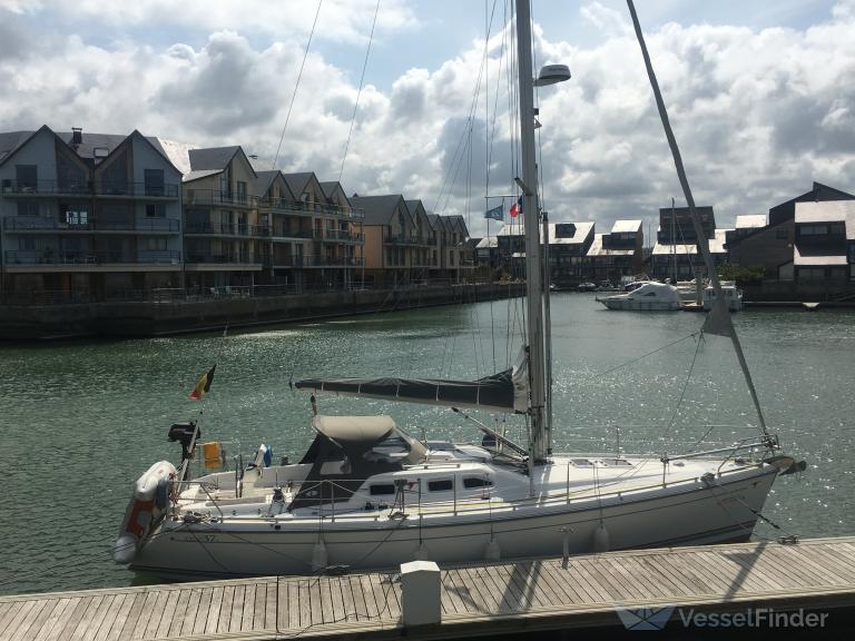 aitutaki (Sailing vessel) - IMO , MMSI 205852330, Call Sign OP8523 under the flag of Belgium
