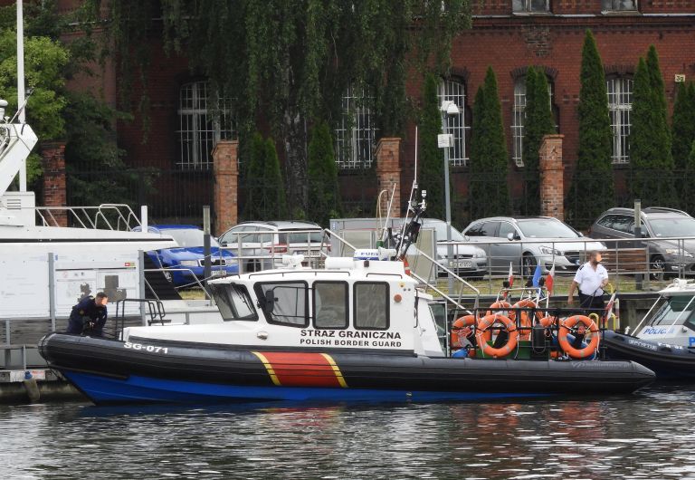 sg-071 (Law enforcment) - IMO , MMSI 261042060, Call Sign SQSJ under the flag of Poland