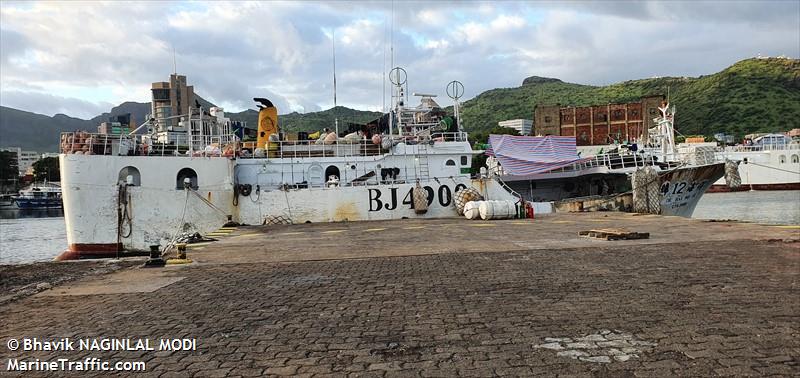 de hai no.12 (Fishing vessel) - IMO , MMSI 416002841, Call Sign BJ4900 under the flag of Taiwan