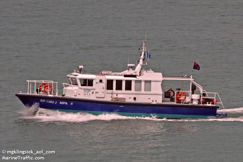 tss 52 (-) - IMO , MMSI 563019310, Call Sign 9V9580 under the flag of Singapore