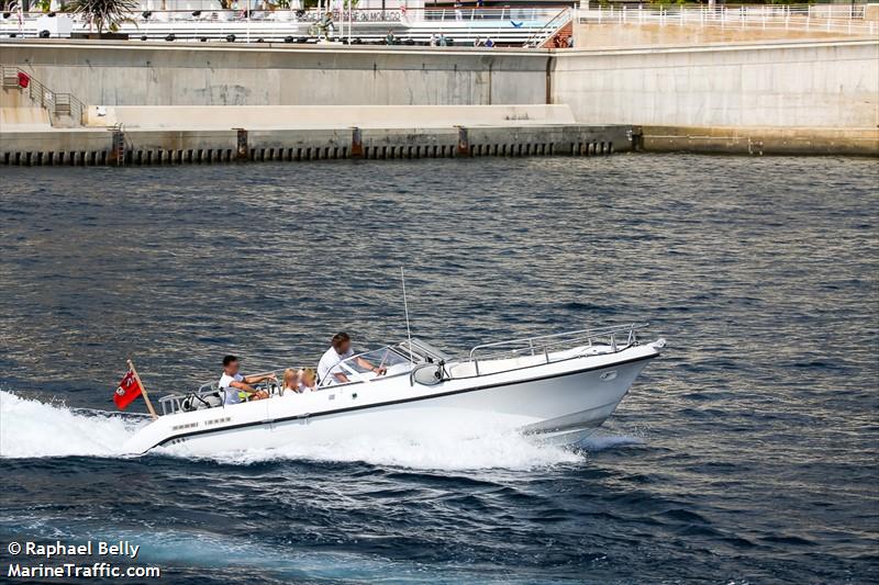 tt bash (-) - IMO , MMSI 310222010 under the flag of Bermuda