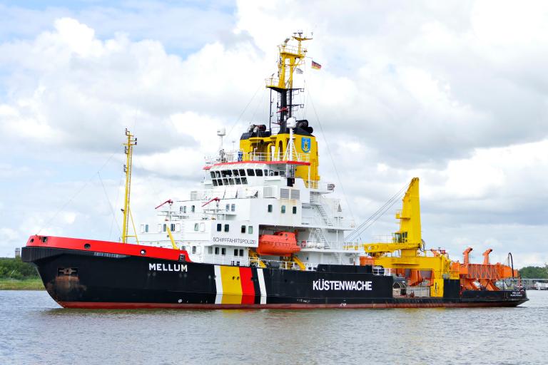 mellum (Pollution Control Vessel) - IMO 8301981, MMSI 211200300, Call Sign DBPG under the flag of Germany