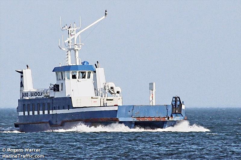 m.f.askoe (Passenger/Ro-Ro Cargo Ship) - IMO 9082635, MMSI 219000811, Call Sign OZAJ under the flag of Denmark