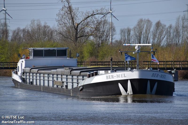 bermel (Cargo ship) - IMO , MMSI 227099010, Call Sign FM4470 under the flag of France