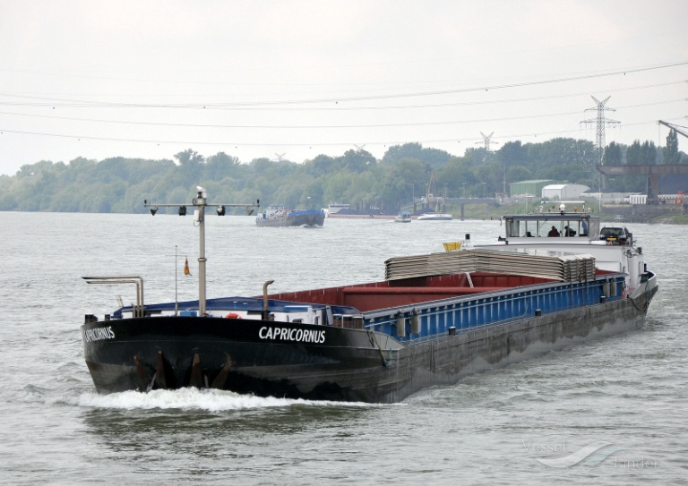 capricornus (Cargo ship) - IMO , MMSI 244650898, Call Sign PG5451 under the flag of Netherlands