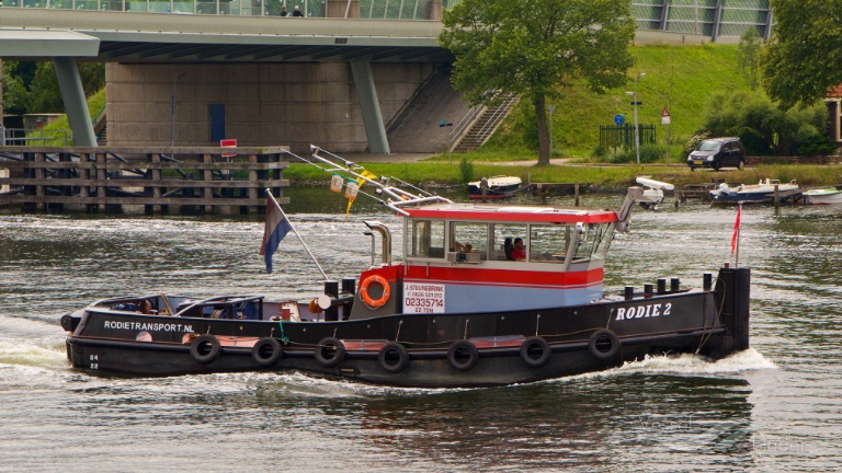 rodie 2 (Cargo ship) - IMO , MMSI 244770477, Call Sign PI2726 under the flag of Netherlands