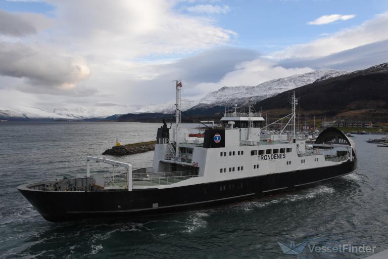 trondenes (Passenger/Ro-Ro Cargo Ship) - IMO 8112641, MMSI 257396400, Call Sign LLEQ under the flag of Norway