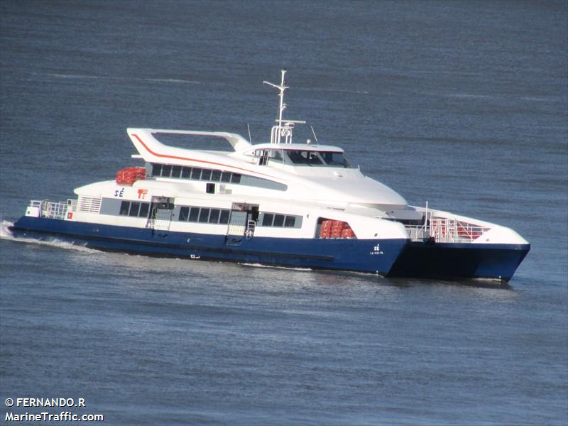 se (Passenger Ship) - IMO 9166596, MMSI 263700018, Call Sign CSIG under the flag of Portugal