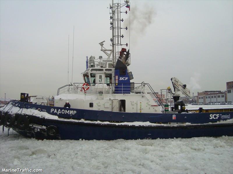 radomir (Tug) - IMO 9556519, MMSI 273340630, Call Sign UEKB under the flag of Russia