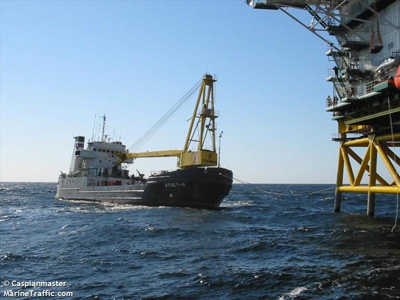atlet 4 (Crane Ship) - IMO 8507406, MMSI 273417700, Call Sign UATM under the flag of Russia