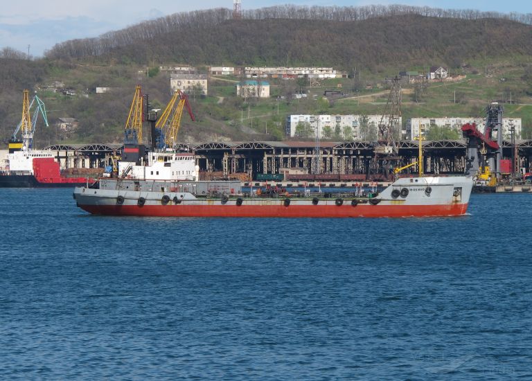 fokino (Oil Products Tanker) - IMO 8711758, MMSI 273439060, Call Sign SSD under the flag of Russia