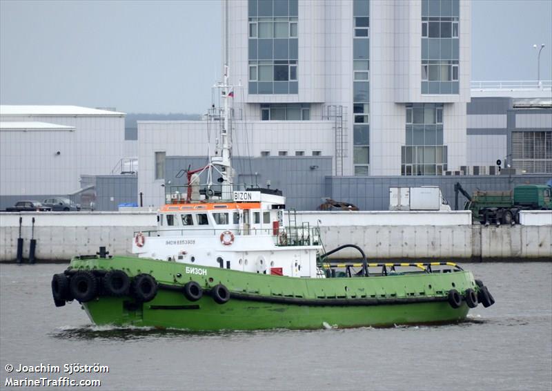 bizon (Tug) - IMO 8884969, MMSI 273453670, Call Sign UEYD under the flag of Russia