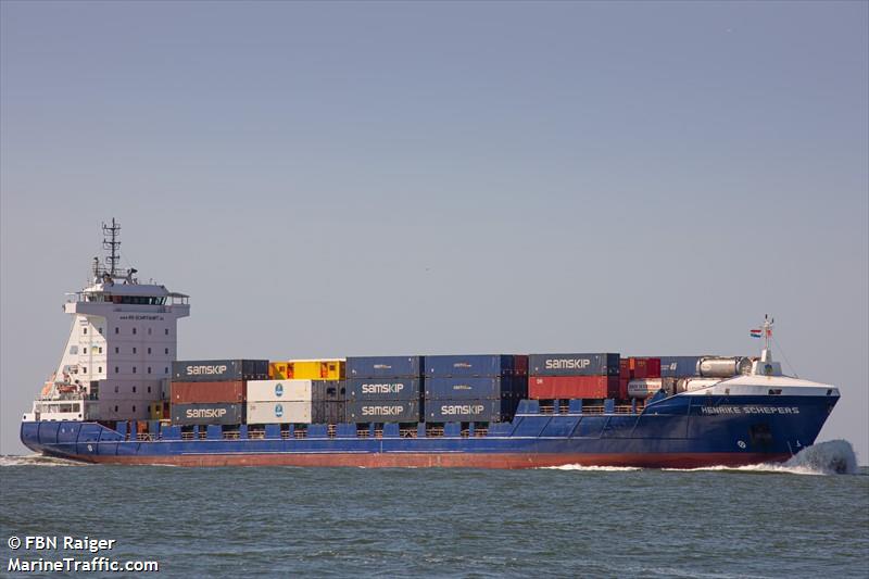 henrike schepers (Container Ship) - IMO 9404091, MMSI 305268000, Call Sign V2HS5 under the flag of Antigua & Barbuda