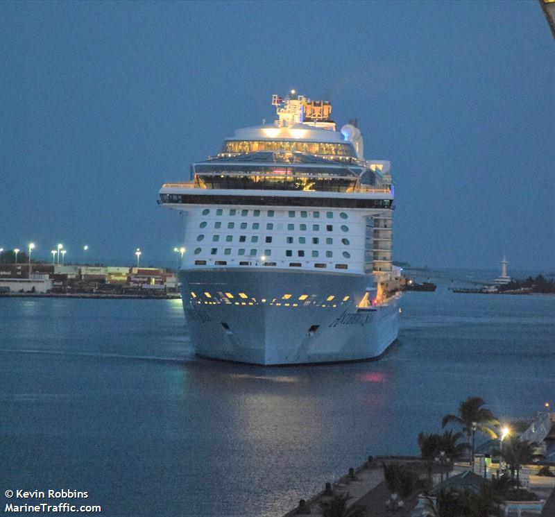 anthem of the seas (Passenger (Cruise) Ship) - IMO 9656101, MMSI 311000274, Call Sign C6BI7 under the flag of Bahamas