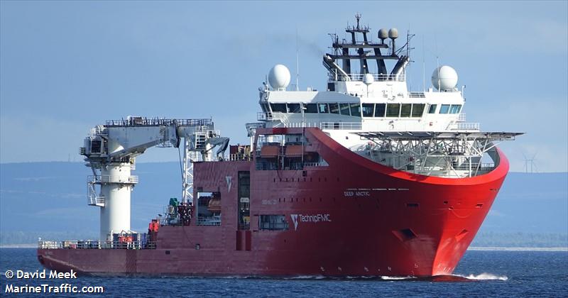 deep arctic (Offshore Support Vessel) - IMO 9413822, MMSI 311023800, Call Sign C6XW3 under the flag of Bahamas